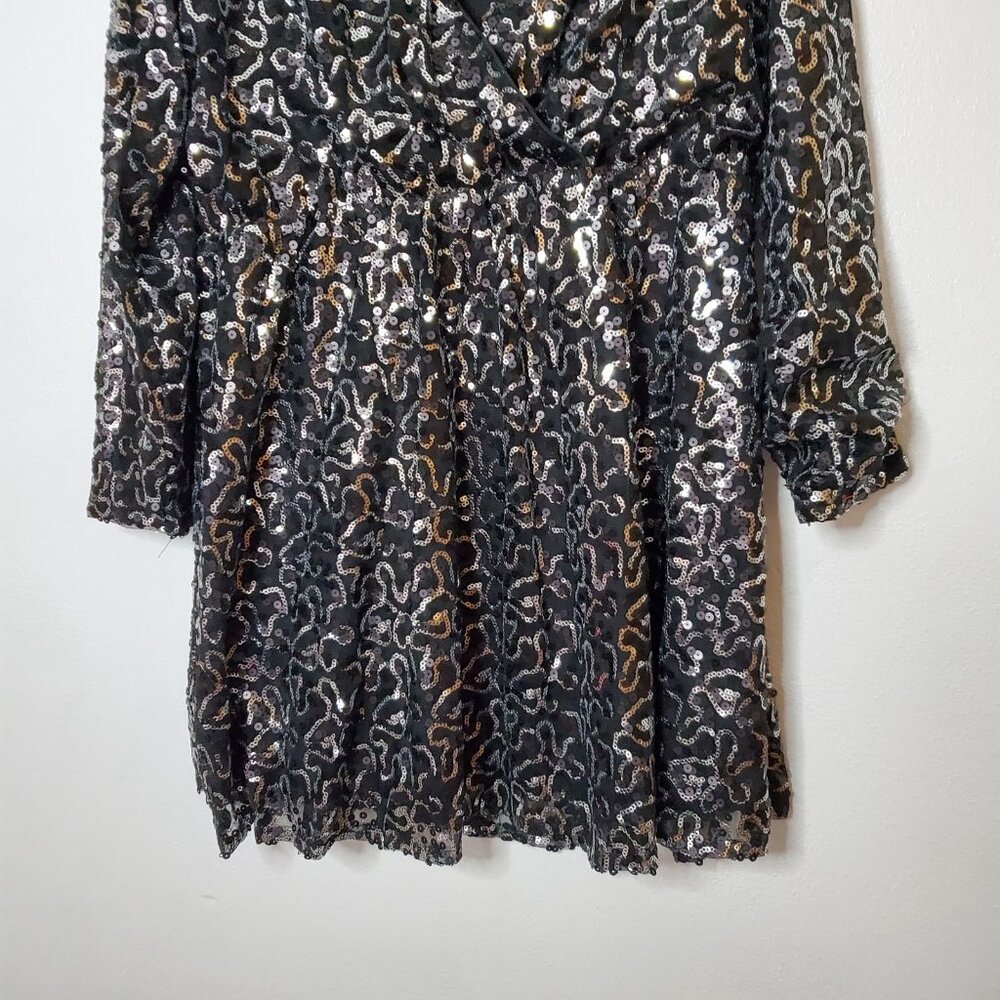 Boohoo Plus Size 16 Dress Felicity Sequin Wrap Skater Black - Picture 5 of 10